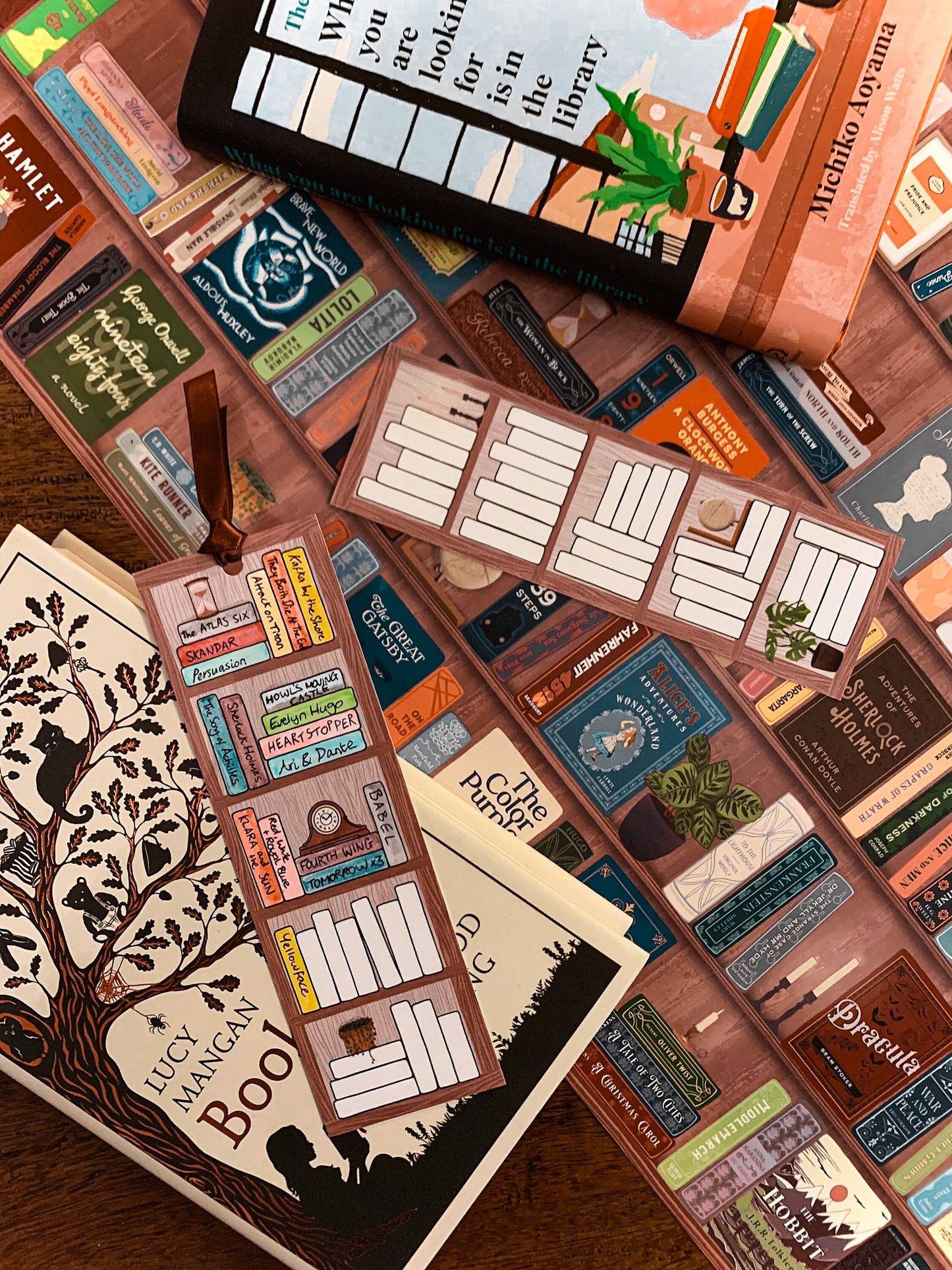 Book Tracker 2025 Bookmark